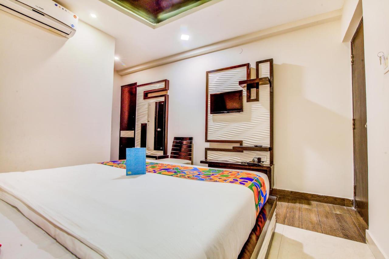 Fabhotel Empark Бангалор Екстериор снимка
