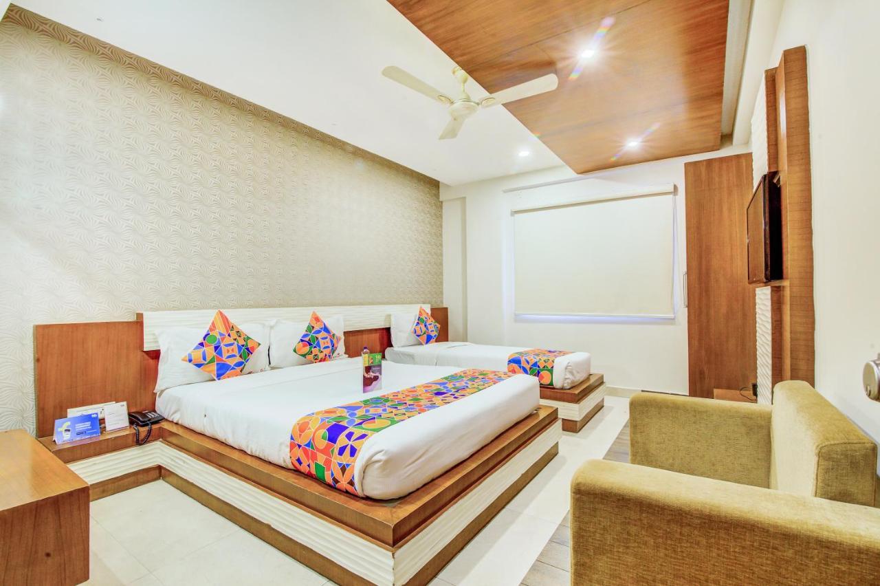Fabhotel Empark Бангалор Екстериор снимка