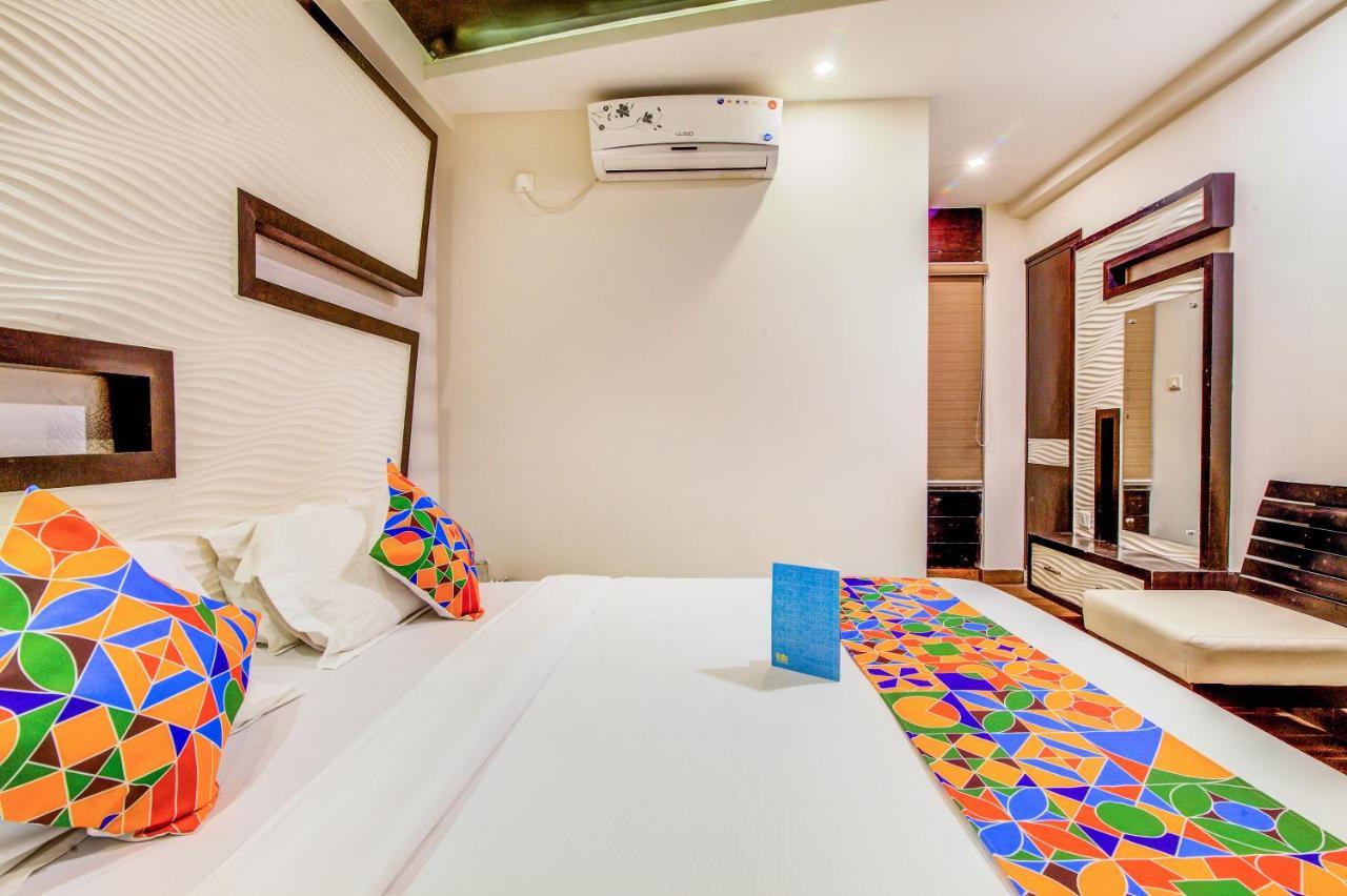 Fabhotel Empark Бангалор Екстериор снимка